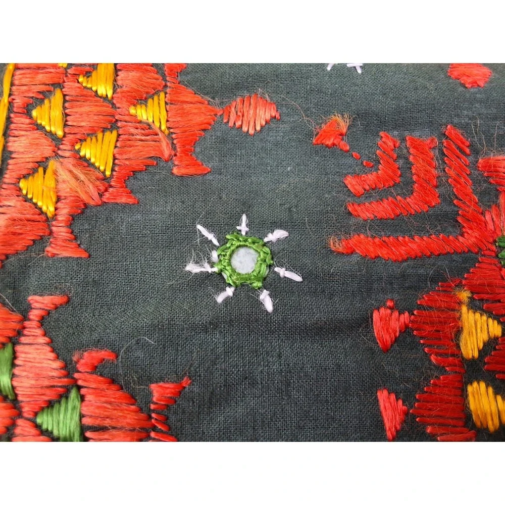 Vtg Handmade INDIAN BANJARA Ethnic Tribal Kutchi Rabari Pillow Cover Hand Sewn
